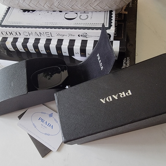Prada Black Sunglasses Unisex Rectangle - Picture 11 of 11